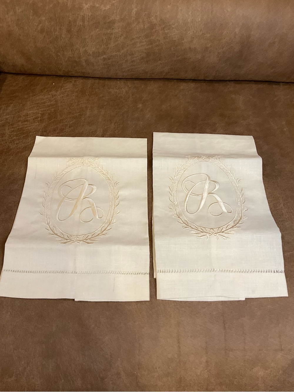 Mudpie "R" Linen Tea Towels
